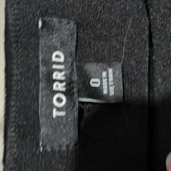 NEW Torrid Ponte Knit Black Pleated Circle Skirt Sz 0X L XL Office Work Skater - Picture 7 of 7